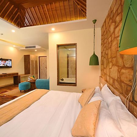 Woodapple Hotel And Spa Катманду Екстер'єр фото