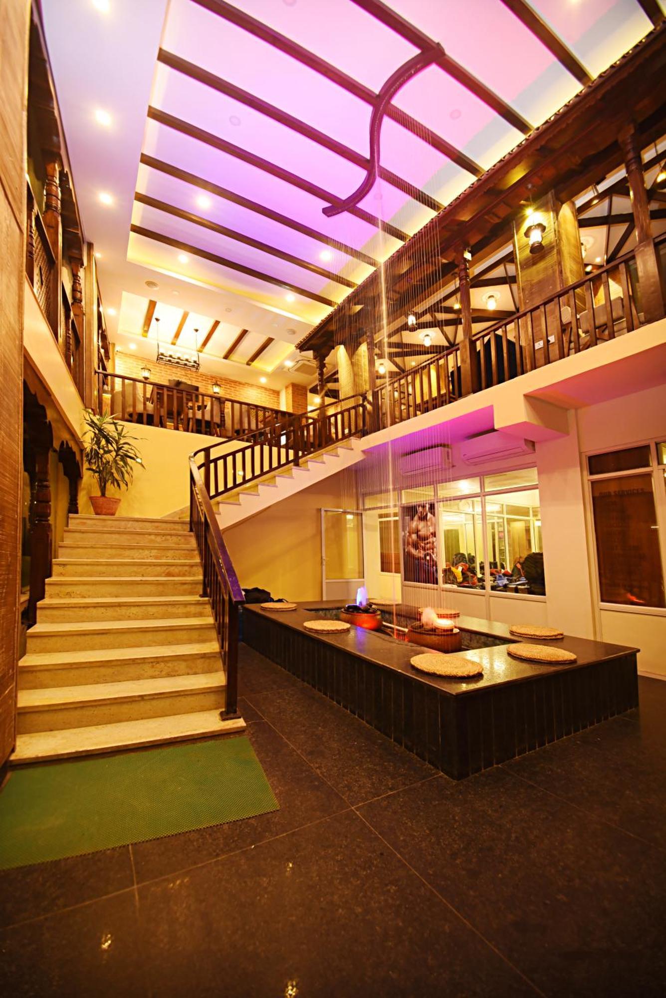Woodapple Hotel And Spa Катманду Екстер'єр фото