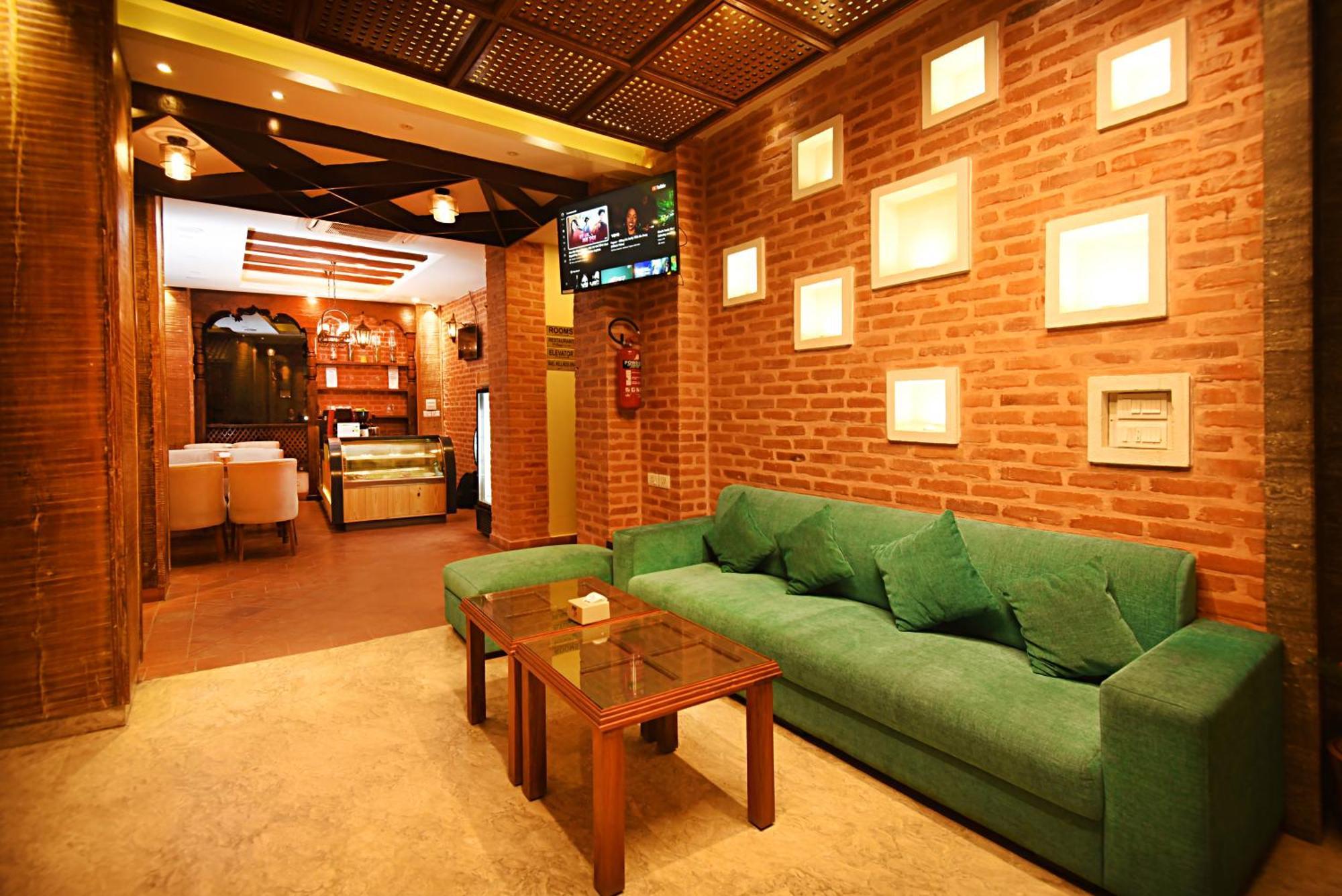 Woodapple Hotel And Spa Катманду Екстер'єр фото