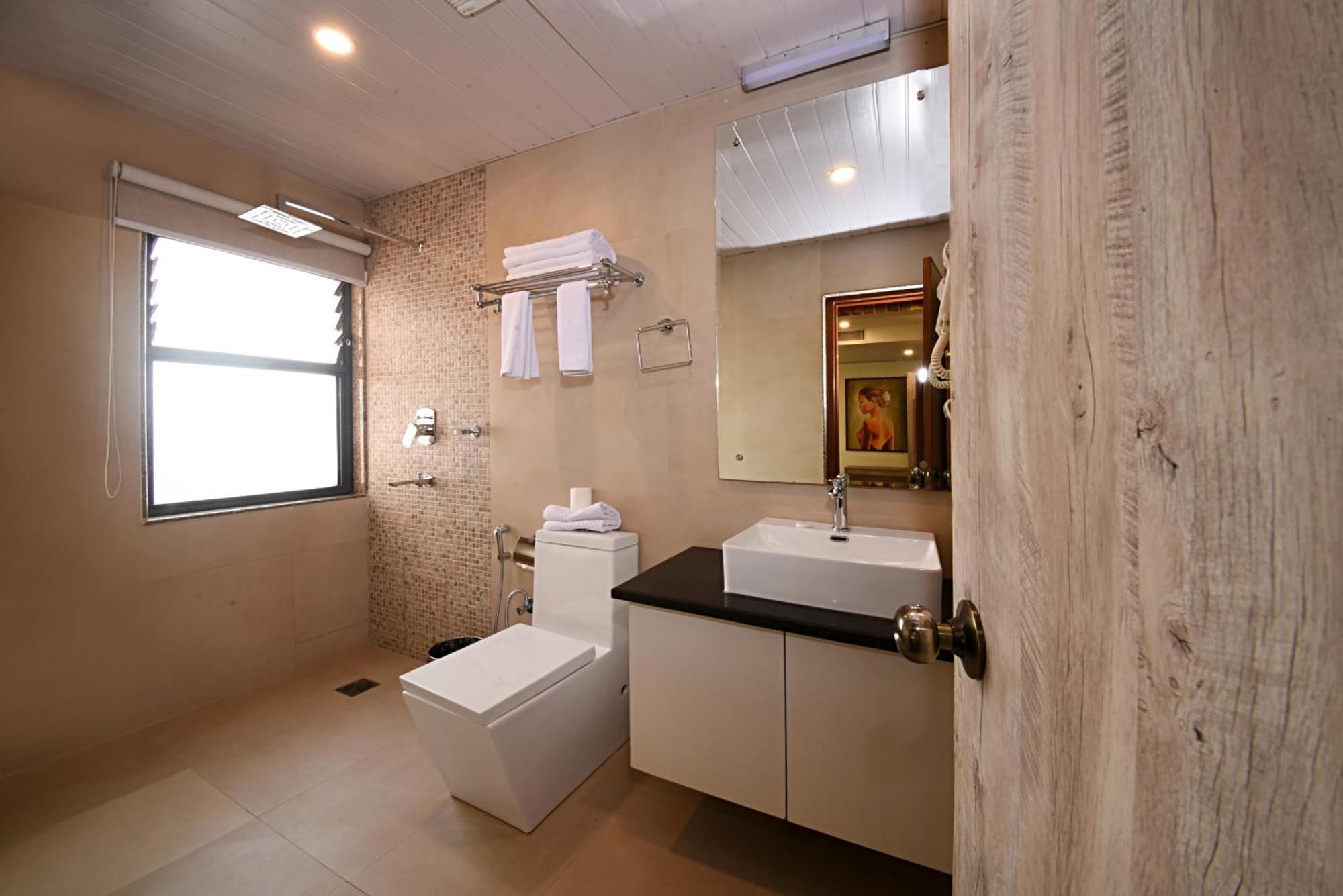 Woodapple Hotel And Spa Катманду Екстер'єр фото