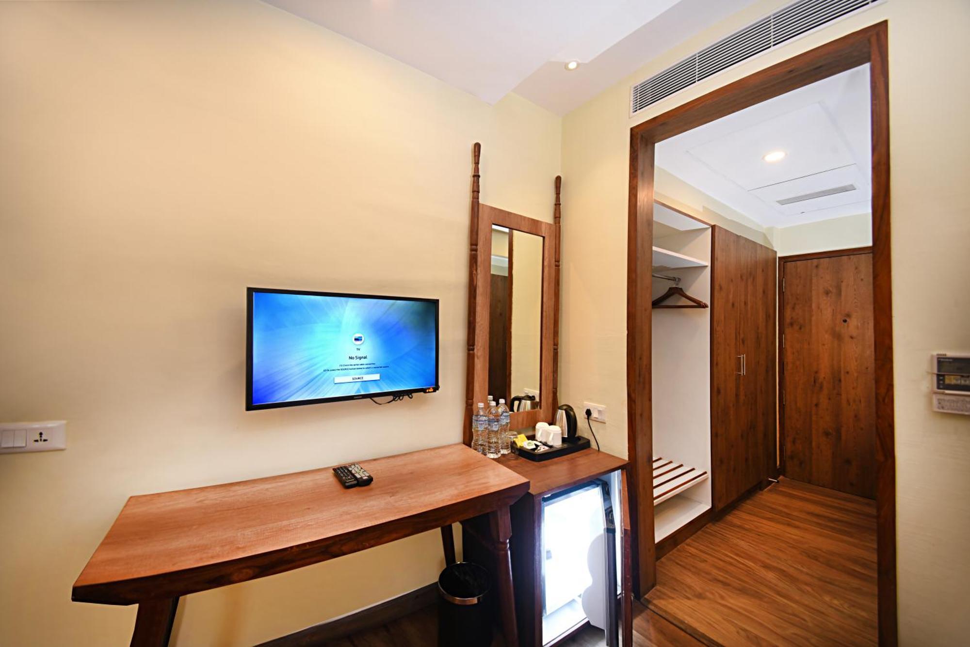 Woodapple Hotel And Spa Катманду Екстер'єр фото